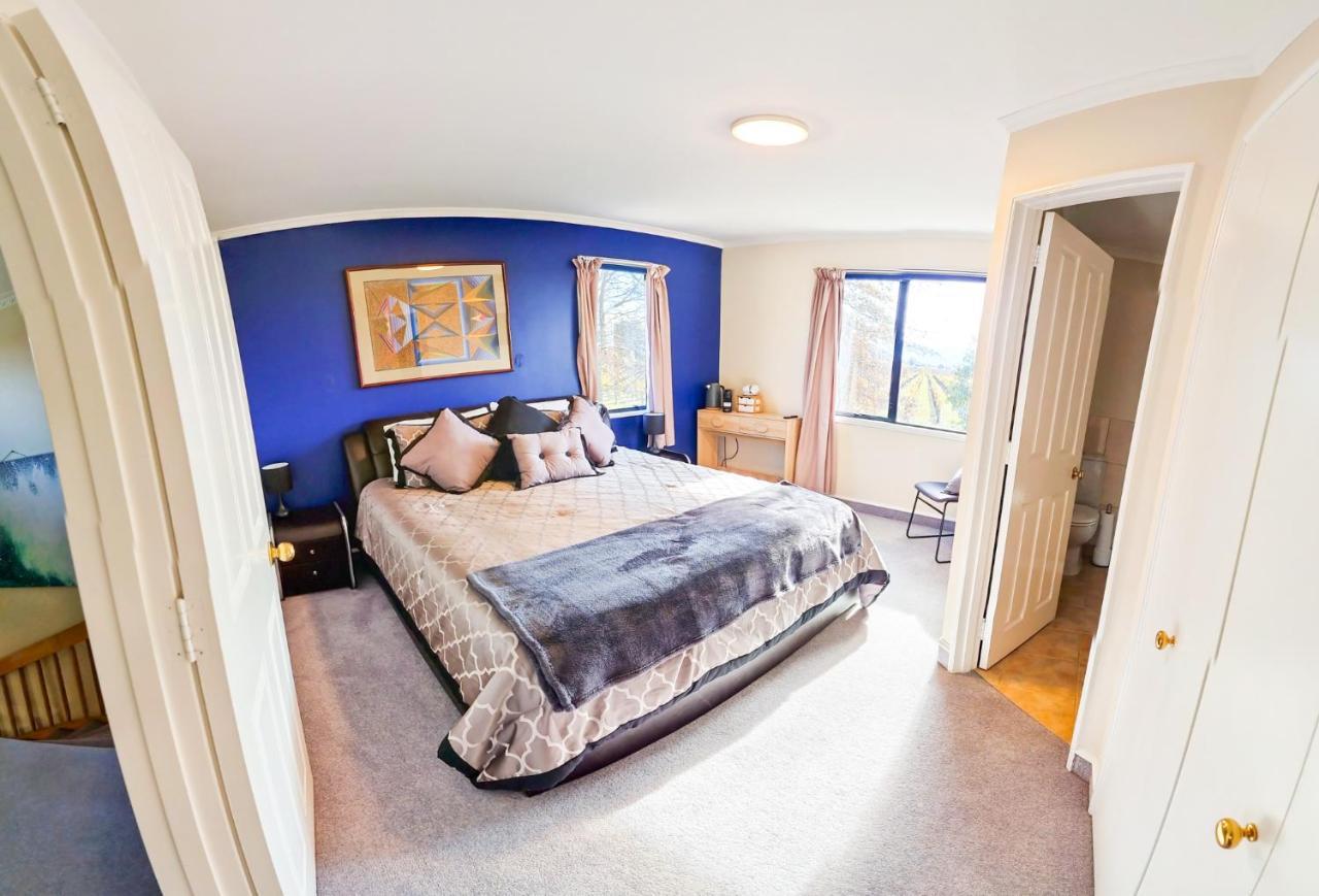 Woodbourne Fairhall Guest Lodge מראה חיצוני תמונה