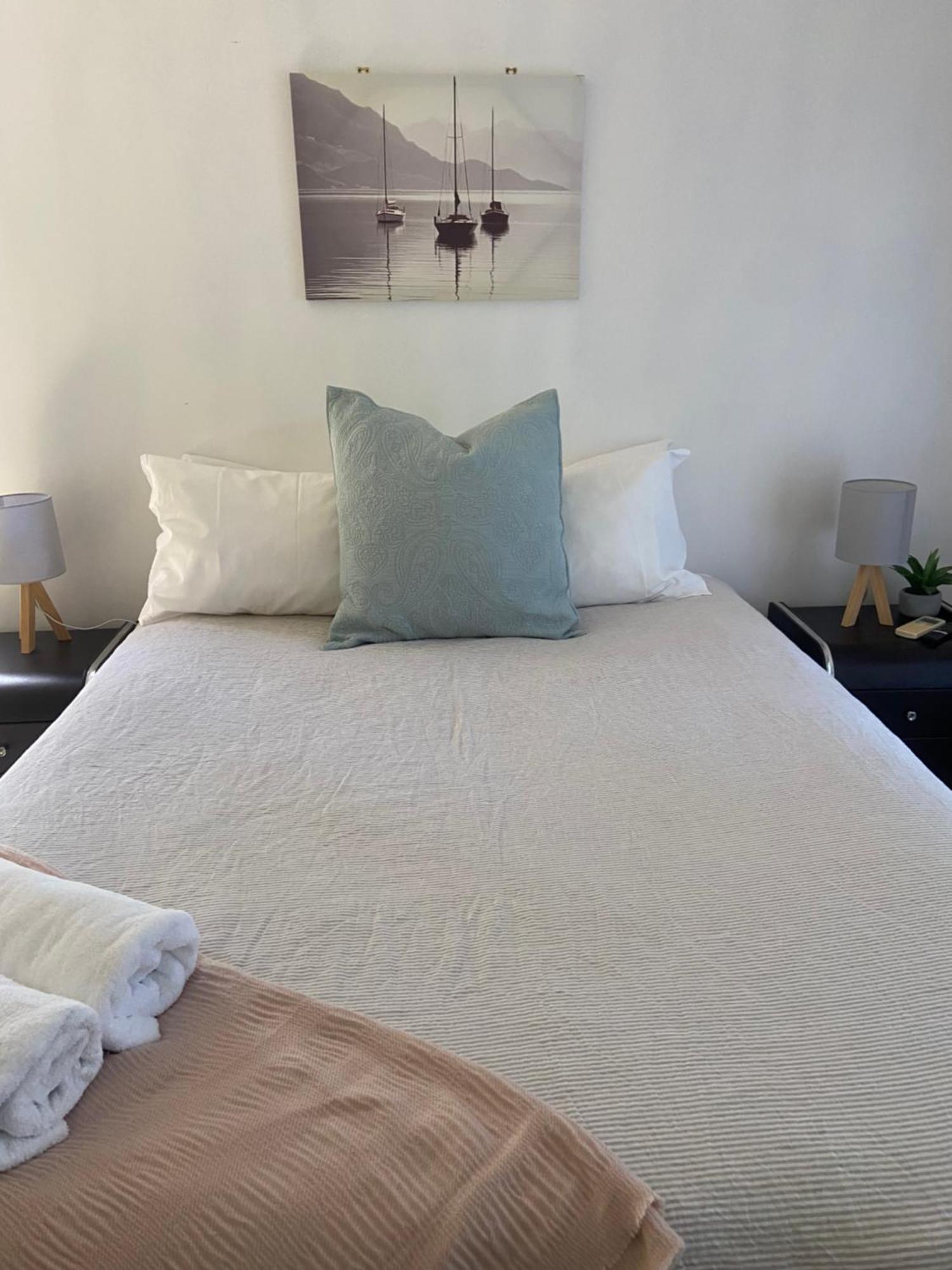 Woodbourne Fairhall Guest Lodge מראה חיצוני תמונה