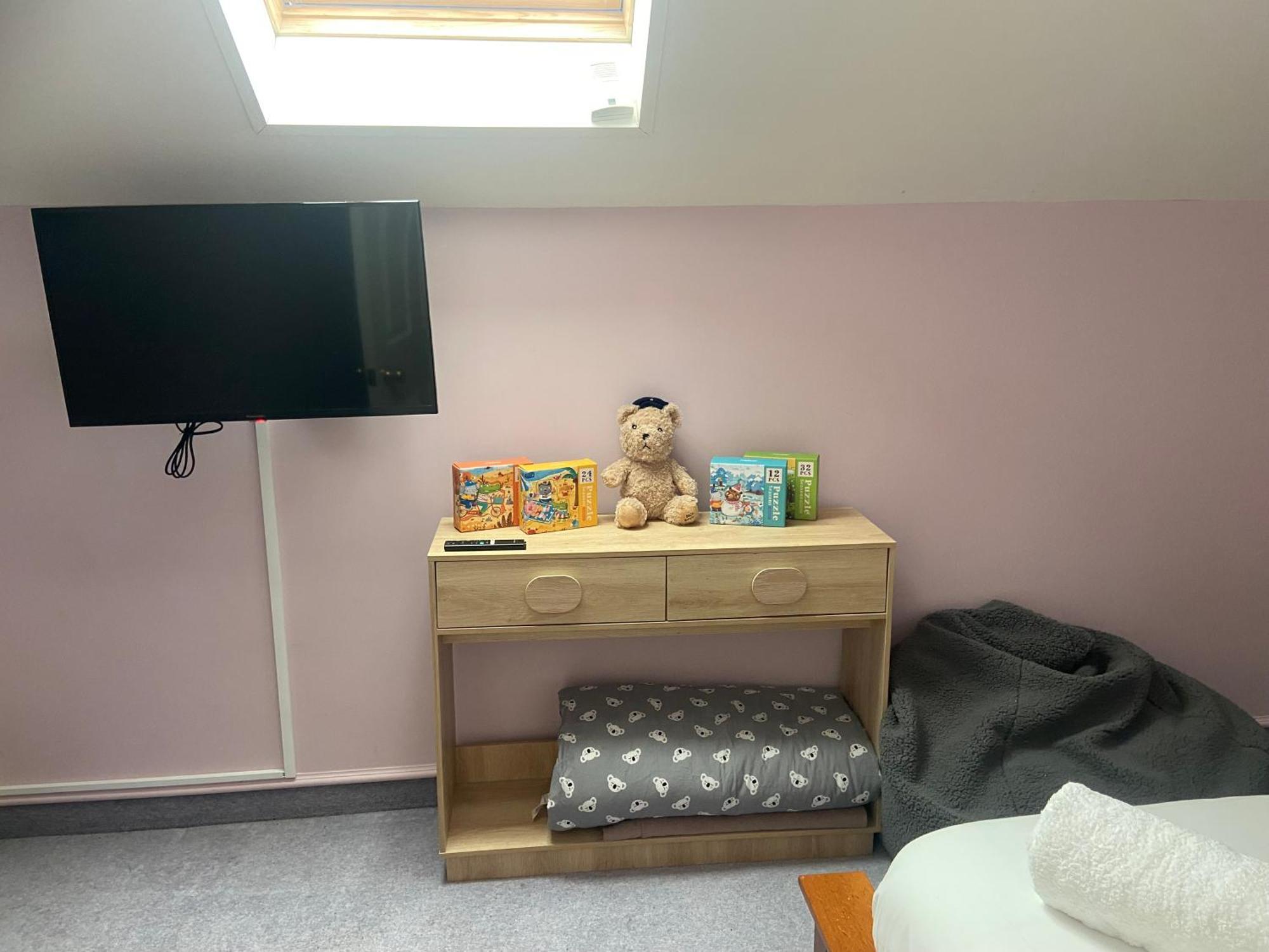 Woodbourne Fairhall Guest Lodge מראה חיצוני תמונה