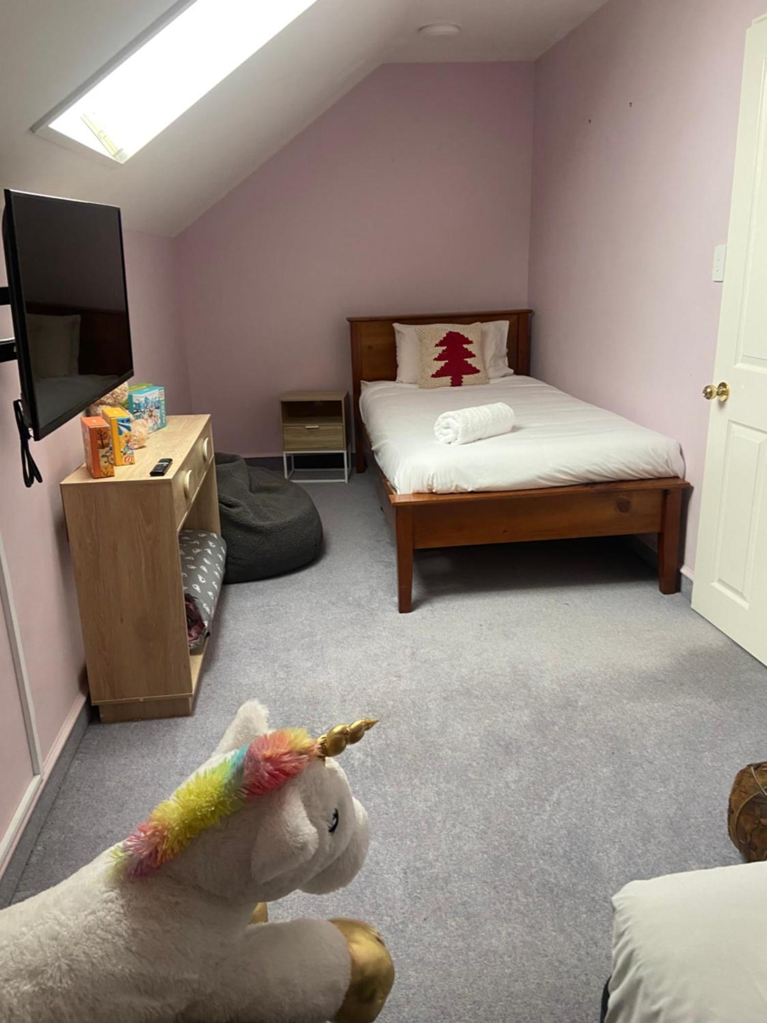 Woodbourne Fairhall Guest Lodge מראה חיצוני תמונה